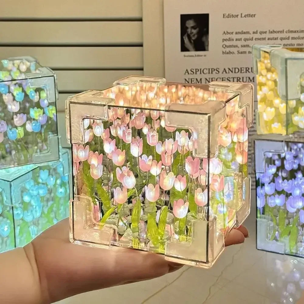Tulip Mirror-Cube Lamp